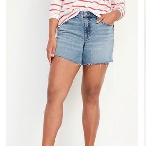 NWT- Old Navy - 22. Boyfriend short
